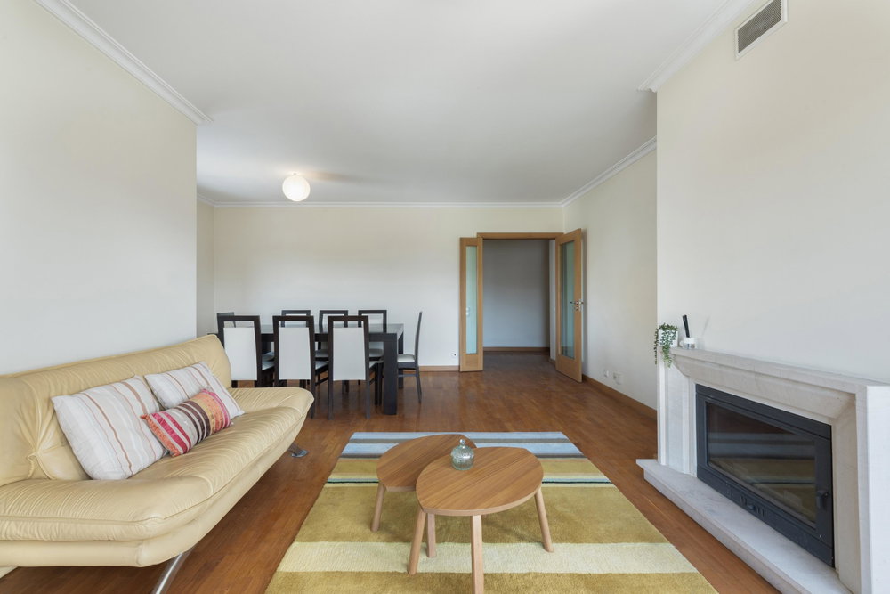 Two-bedroom apartment with a balcony and parking, in Porto.
