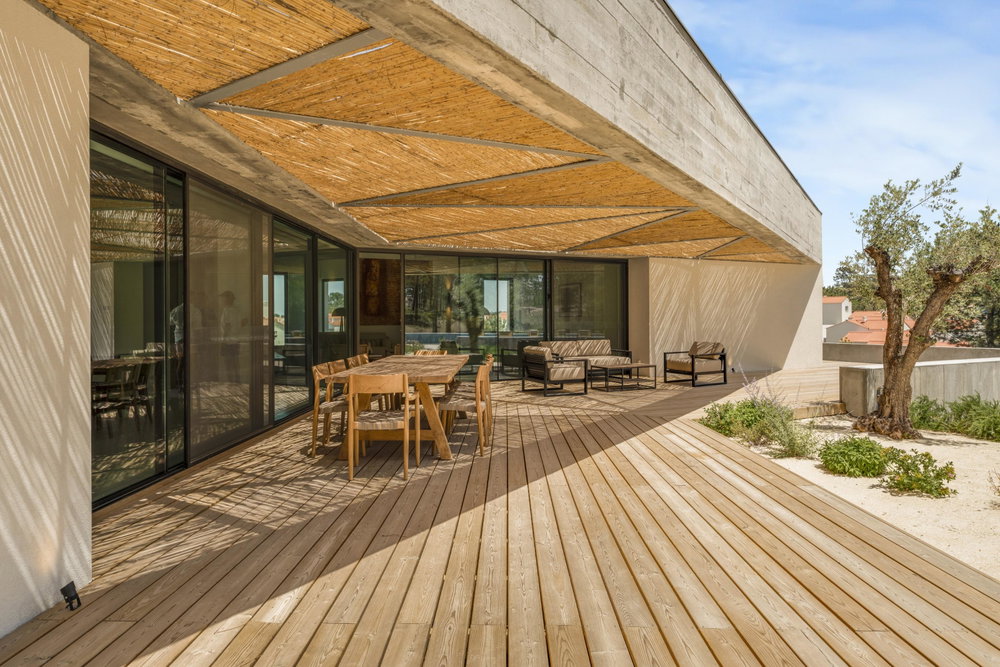 4-bedroom villa, new, near the beach in the centre of Carvalhal 2483226840