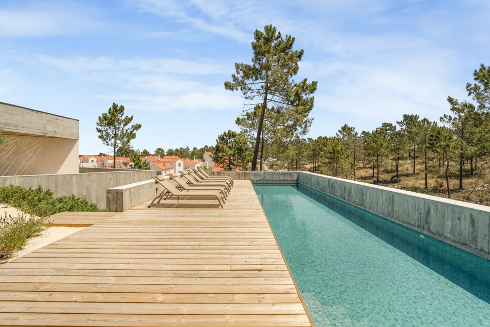 4-bedroom villa, new, near the beach in the centre of Carvalhal 2483226840