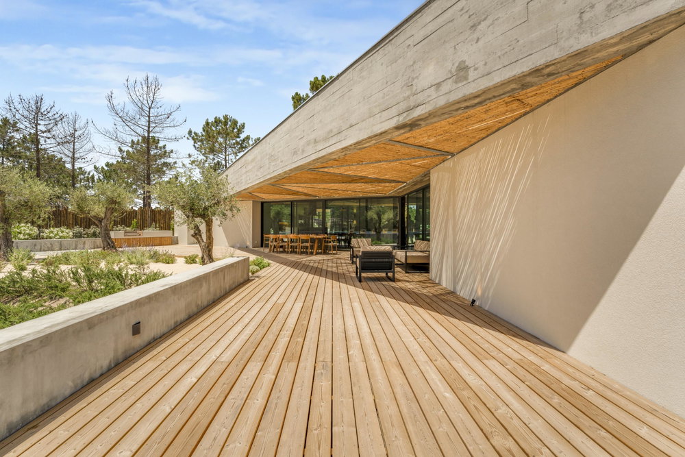4-bedroom villa, new, near the beach in the centre of Carvalhal 2483226840