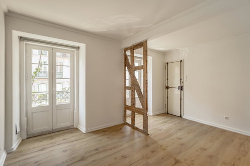 Renovated 2+1 bedroom apartment, in Príncipe Real, Lisbon 339849803