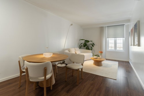 2-bedroom apartment with parking, Campo de Ourique, Lisbon 3589711540