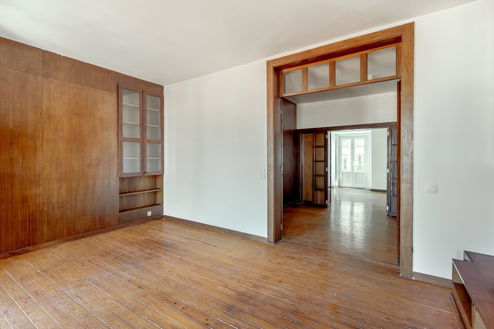 Renovated 2+1 bedroom apartment, in Príncipe Real, Lisbon