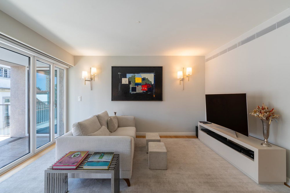 3-bedroom apartment with parking, near Avenida da Liberdade, Lisbon 286133580