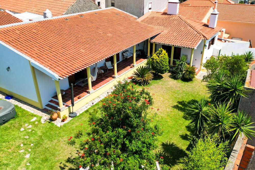 Renovated 2-bedroom house in Lourinhã 3949080878