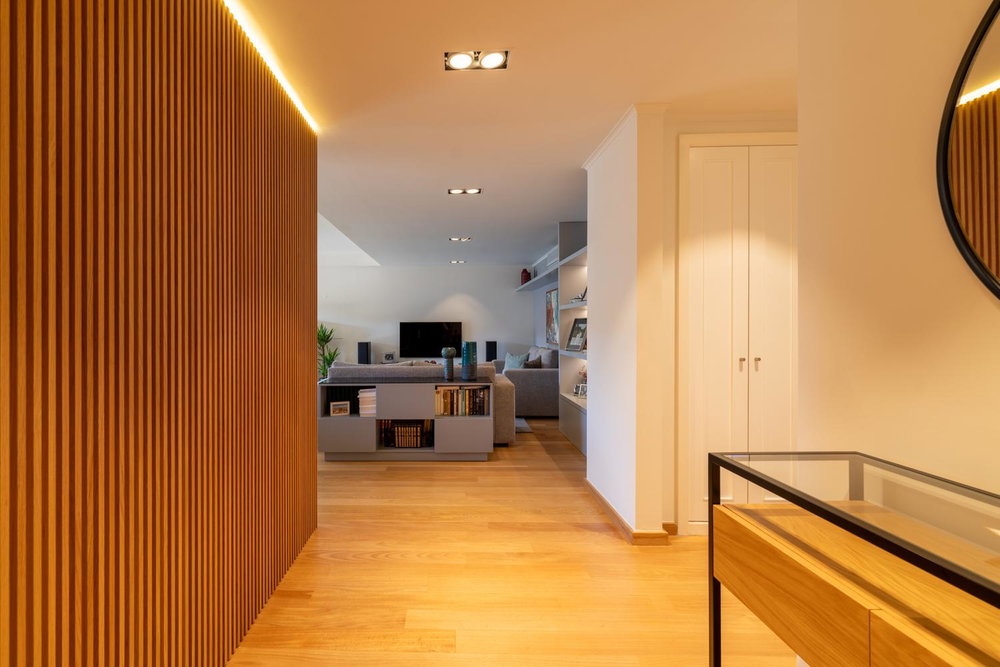 3-bedroom apartment with balcony and parking, in Lisbon