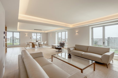 Renovated 3-bedroom apartment, in Amoreiras, Lisbon 3964478828