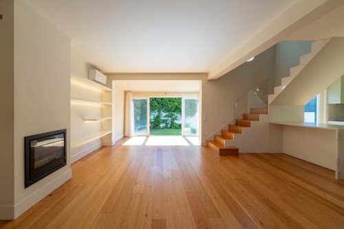 Renovated 4-bedroom villa with garden and pool in Areia, Cascais 2572244228