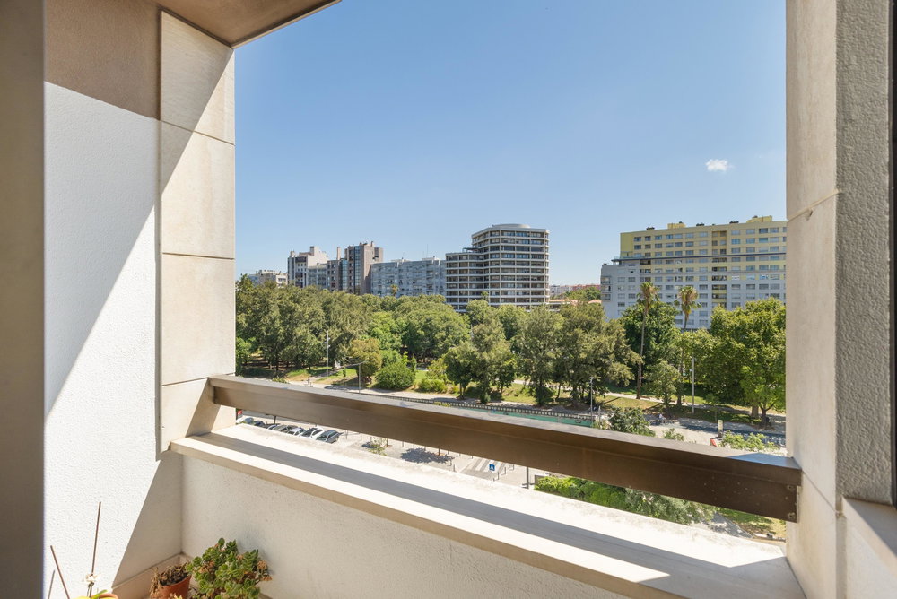 4-bedroom apartment with parking, in Campo Grande, Lisbon 3441834492
