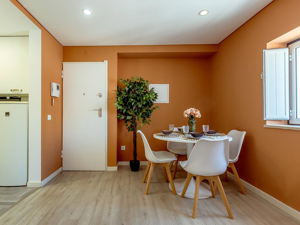 Renovated 1-bedroom apartment, in Santa Engrácia, Lisbon