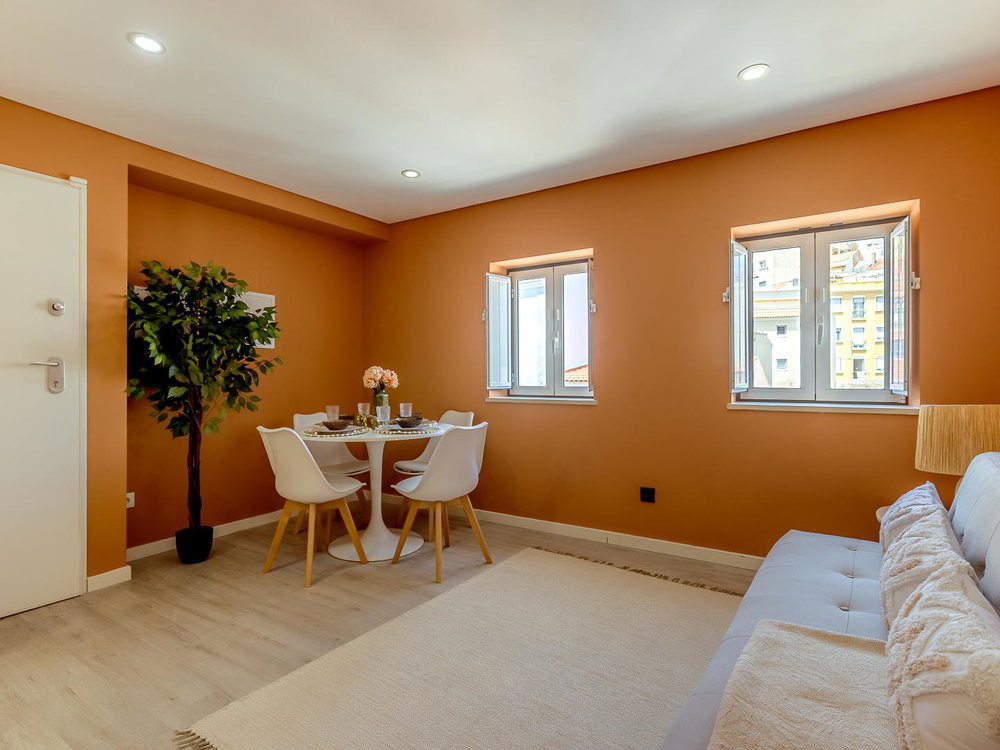 Renovated 1-bedroom apartment, in Santa Engrácia, Lisbon