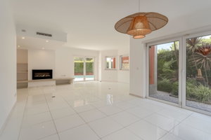 Four-bedroom villa with swimming pool and garage, in Murches, Cascais