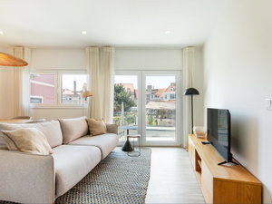 2-bedroom apartment with terraces and parking, in Lisbon
