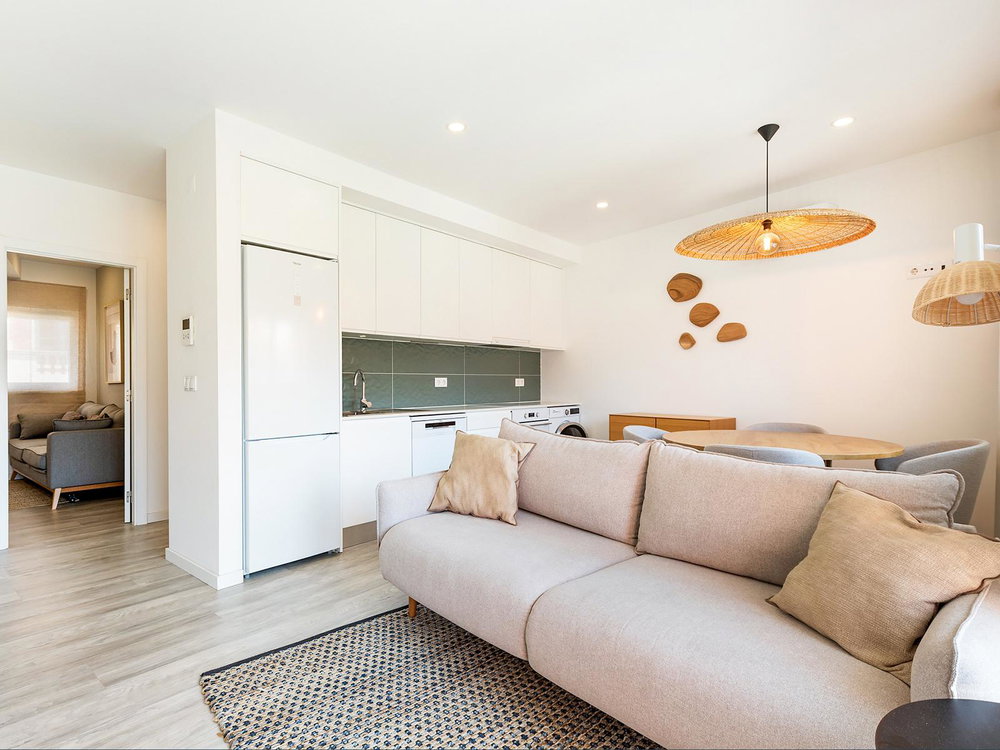 2-bedroom apartment with terraces and parking, in Lisbon