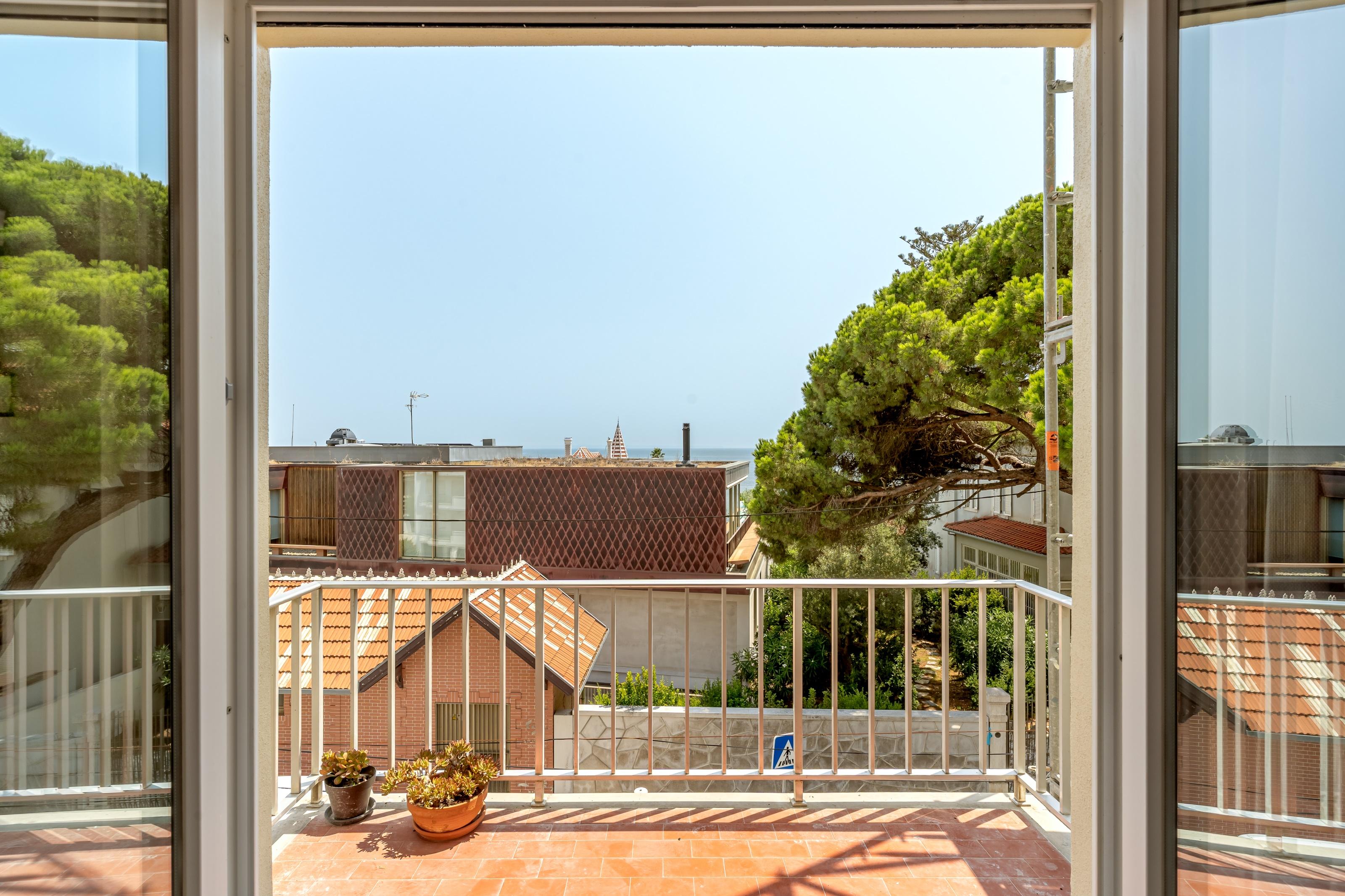 1 bedroom apartment sea view Monte Estoril Cascais