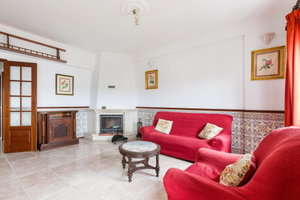 3-bedroom apartment with parking in Alcobaça