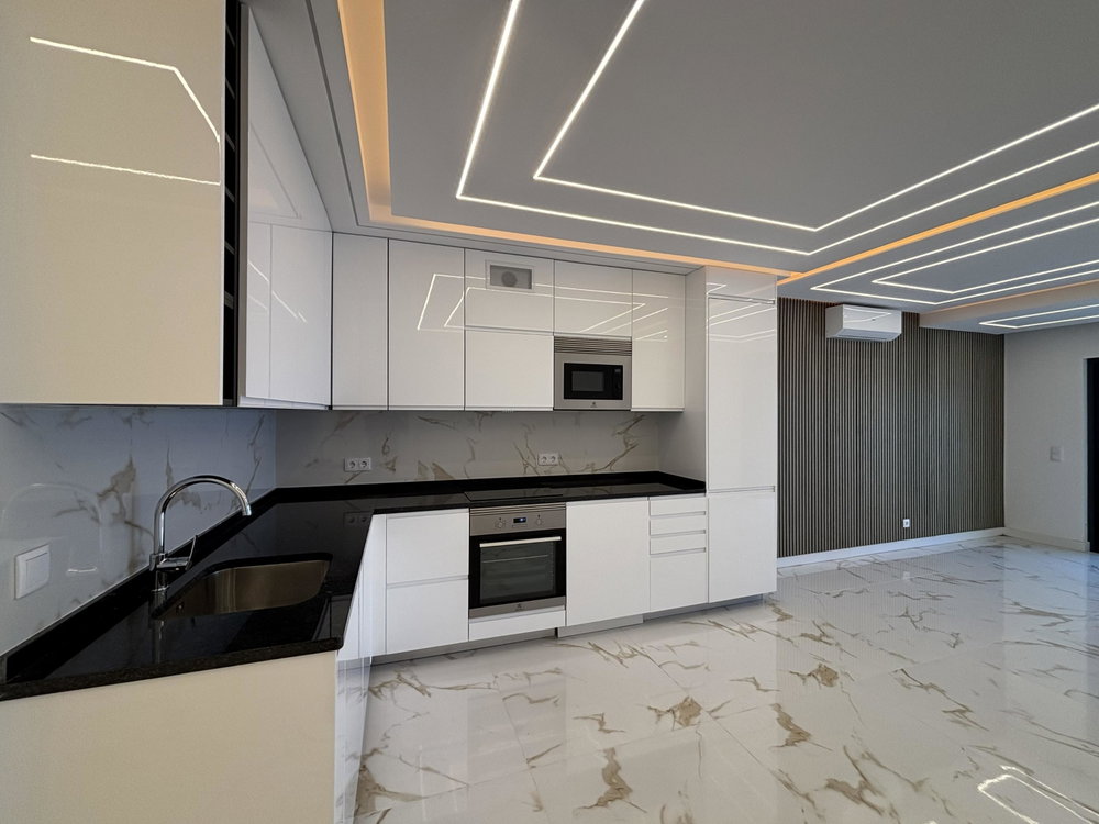 2-bedroom beachfront apartment Quarteira Vilamoura