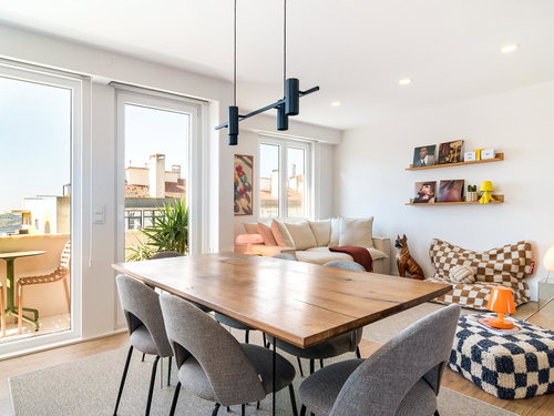 2-bedroom apartment with river views, in Restelo, Lisbon