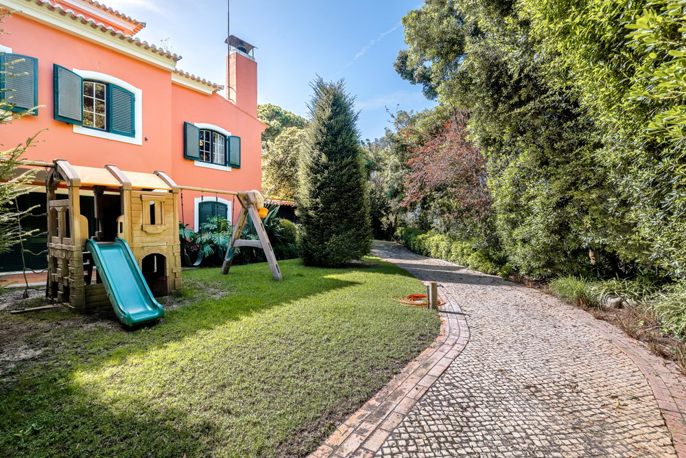 5+1 bedroom villa with Pool in Birre, Cascais