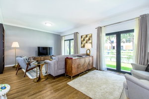 4 bedroom villa, garden, in Bairro do Rosário, Cascais