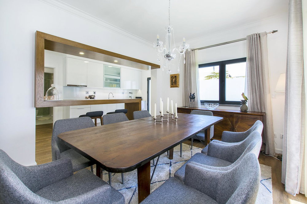 4 bedroom villa, garden, in Bairro do Rosário, Cascais