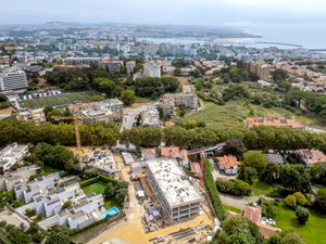 3-bedroom apartment with parking, at Foliage, in Porto