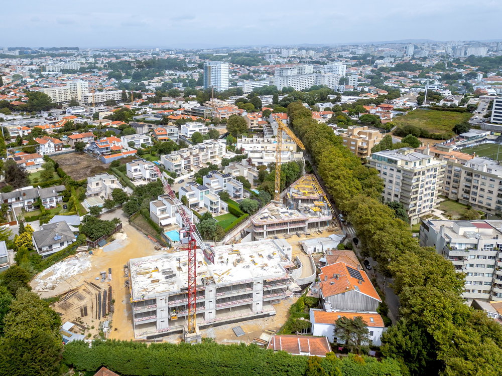 3-bedroom apartment with parking, at Foliage, in Porto