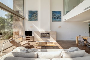 5-bedroom beachfront villa with swimming pool in Troia.