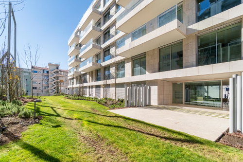 One-bedroom apartment at Amoreiras Residence, Lisbon