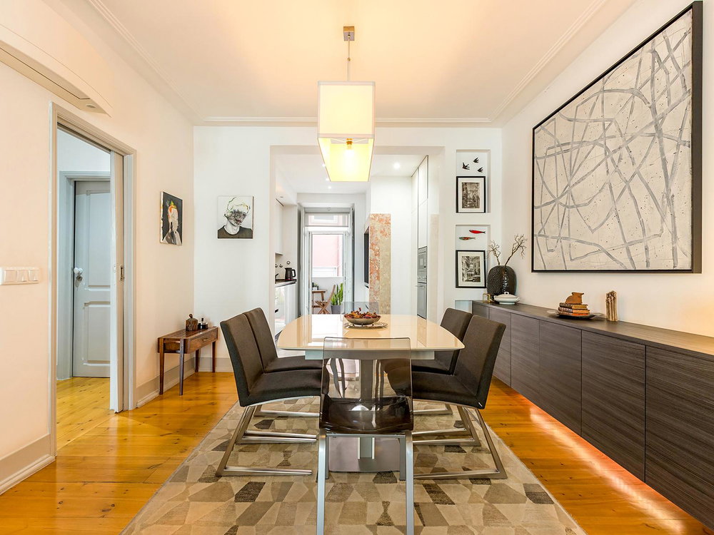 4+1 Bedroom Apartment with balcony, Campo de Ourique, Lisbon