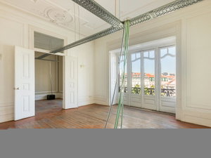 5-bedroom apartment for total renovation in Lisbon