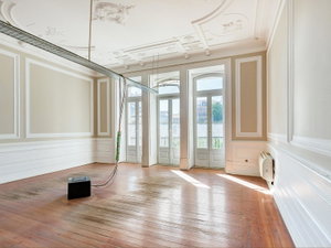 5-bedroom apartment for total renovation in Lisbon