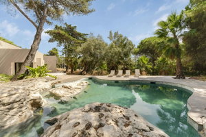 5+2 bedroom villa with garden and pool in Cascais