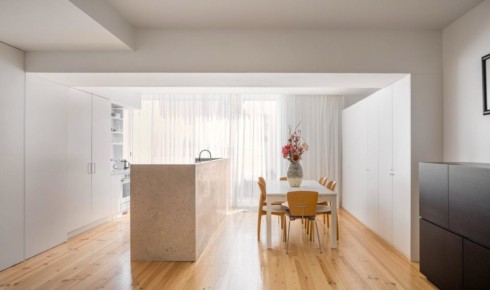 3+1-bedroom apartment with terrace, in Avenidas Novas, Lisbon