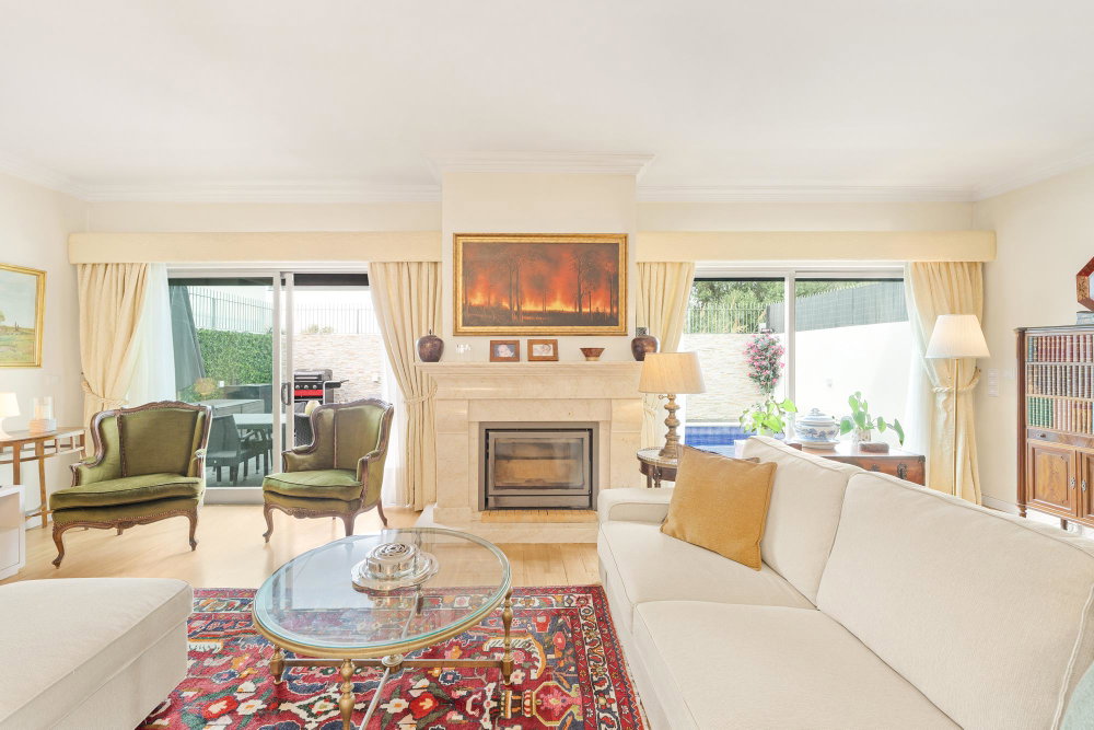 3+1-bedroom villa with swimming pool and garage, in Carnide, Lisbon