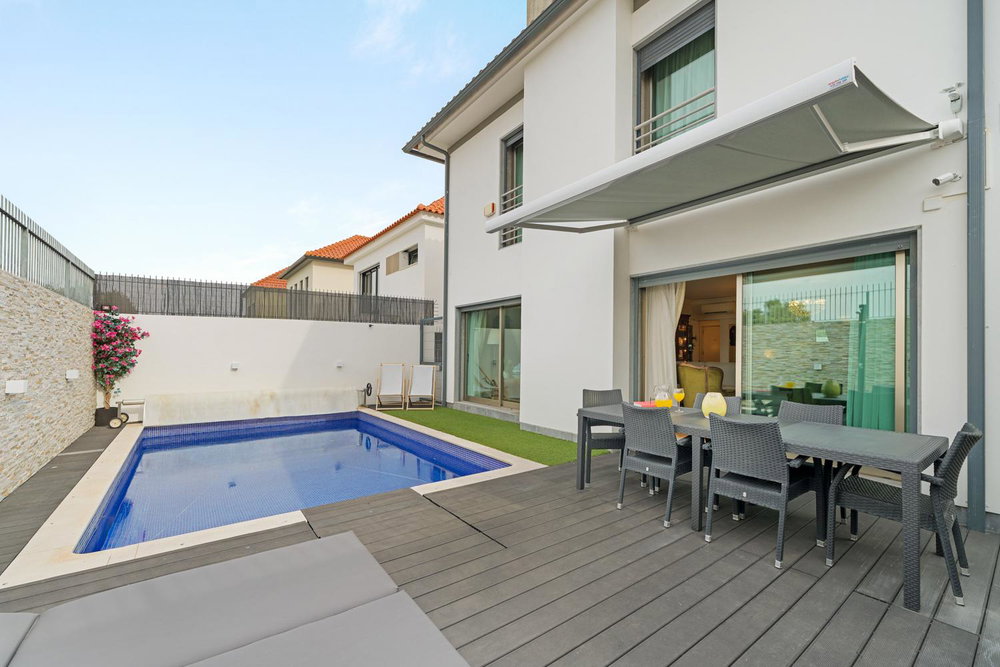 3+1-bedroom villa with swimming pool and garage, in Carnide, Lisbon