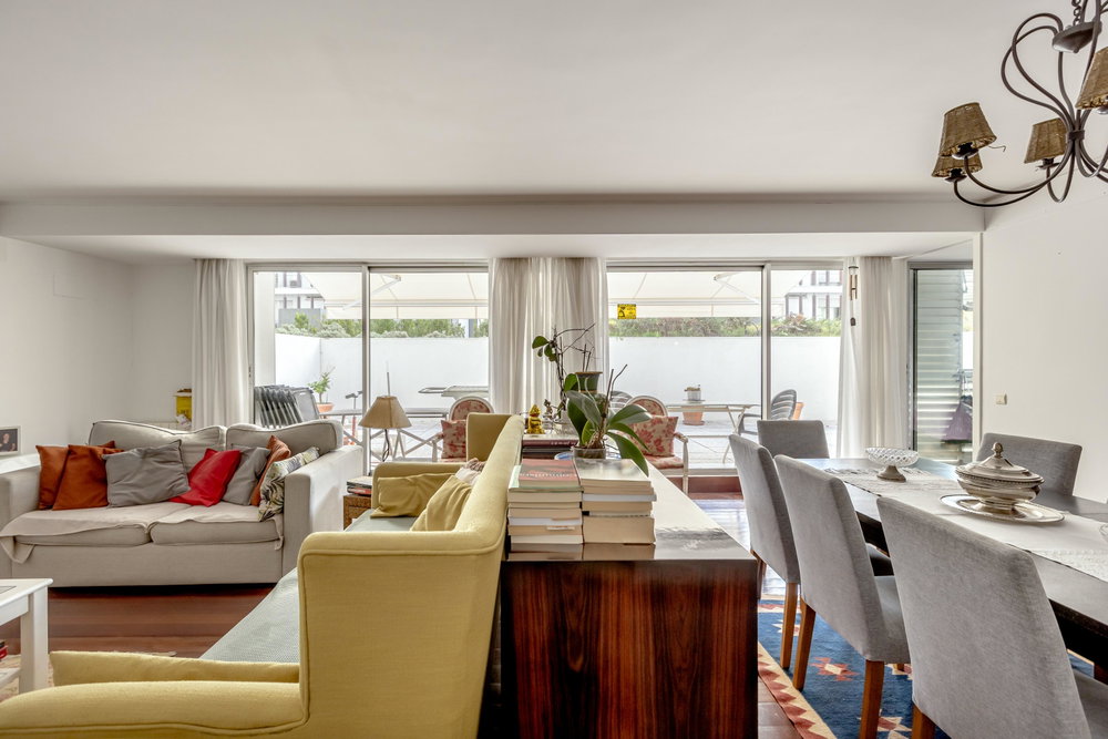 3-bedroom apartment with parking, in Amoreiras, Lisbon