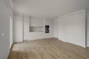 T1 apartment with balcony and parking, in Barreiro
