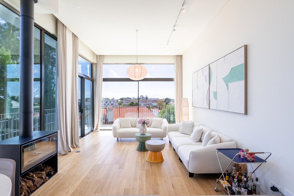 4+1 bedroom villa with pool in Monte Estoril Cascais