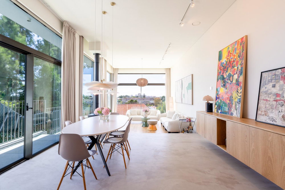 4+1 bedroom villa with pool in Monte Estoril Cascais