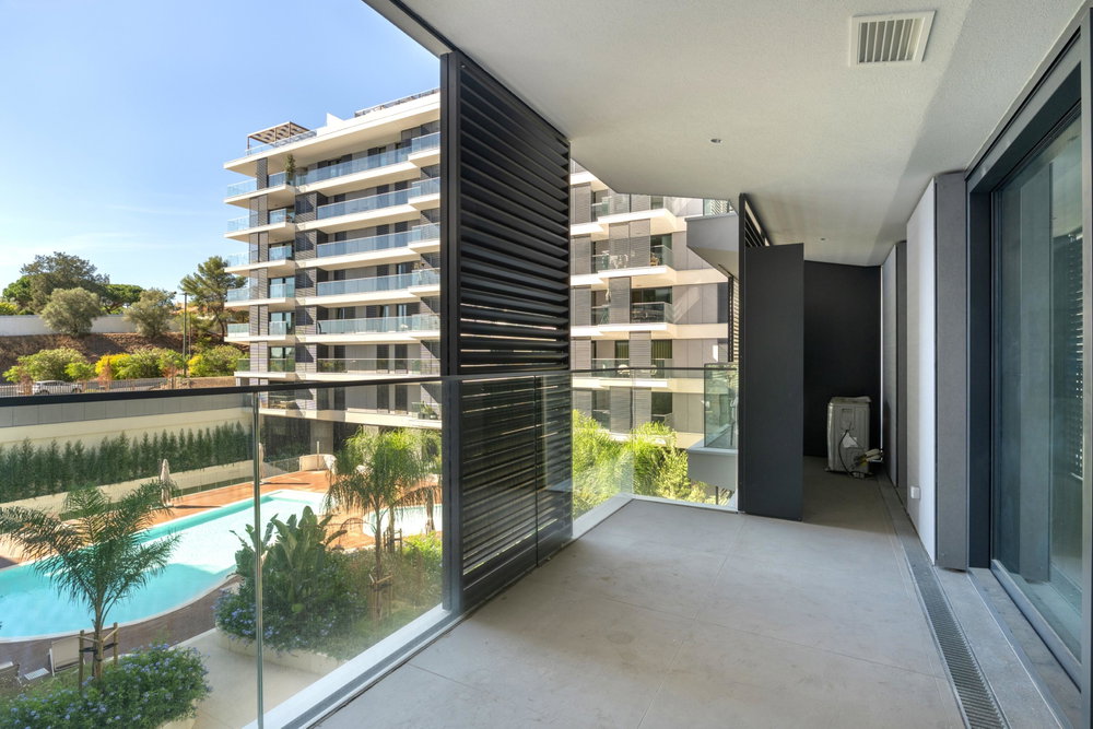 2 bedroom flat in condominium, Avenidas Novas in Lisbon