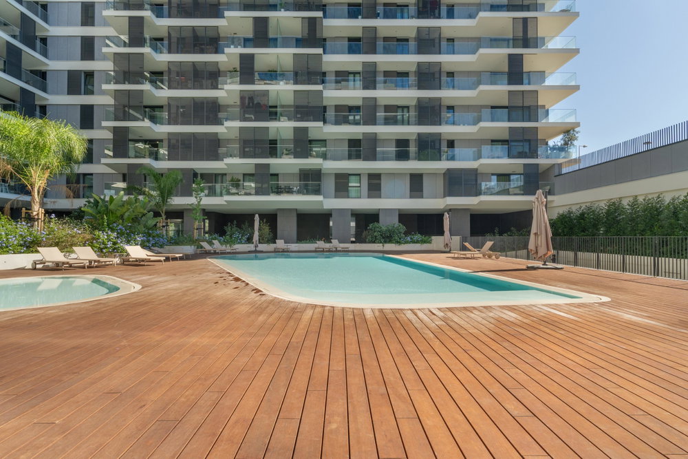 2 bedroom flat in condominium, Avenidas Novas in Lisbon