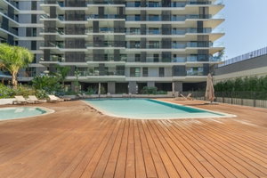 2 bedroom flat in condominium, Avenidas Novas in Lisbon