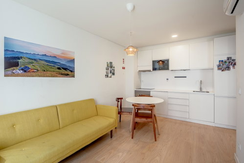 1-Bedroom Apartment in Campo de Ourique, Lisbon