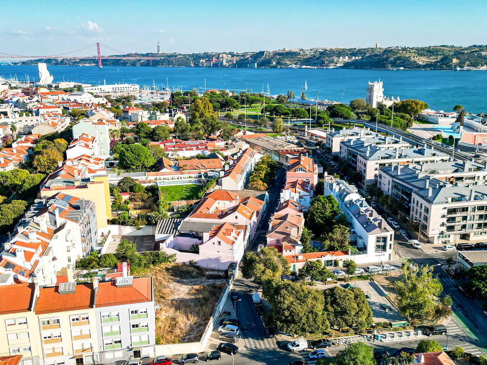 Land with preliminary urban planning study in Lisbon
