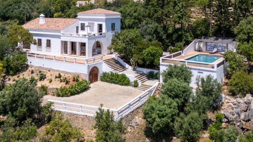 Impressive 4 bedroom mansion with a fabulous sea view in Santa Barbara de Nexe 4065646775