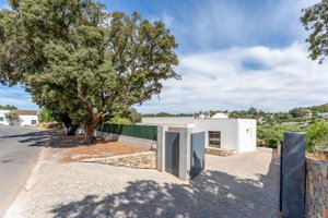 Modern Elegance: Newly built single-storey modern villa with 4 bedrooms in São Brás de Alportel. 3319723085