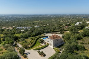 Your private kingdom, a majestic estate above Santa Bárbara de Nexe 2790687831