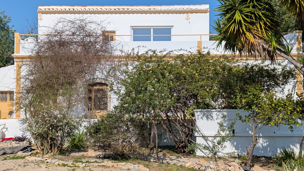 Charmingly renovated 4 bedroom quinta with annex between Estoi and Santa Bárbara de Nexe