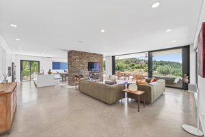 Architectural Gem, Minimalist Elegance Redefined in the outskirt of Loulé 1882015451